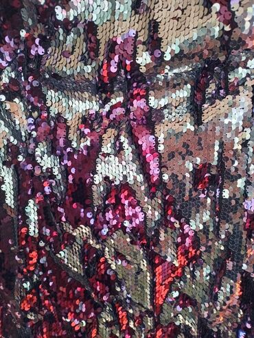 Ziyafət donları: Распродажа) Каждая вещь по 50 манат. Платье размер М. Накидки размер — 8