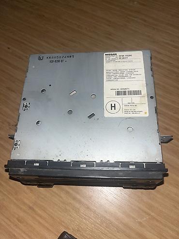 kaset aux: Nissan t30orijinal avtomobil maqnitofonu – Clarion istehsalı Model — 1