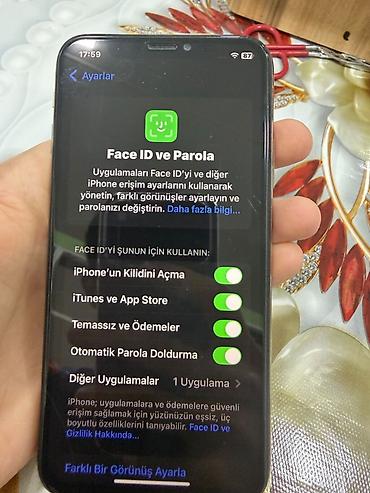 ipad 9 pro: IPhone Xs, 256 GB, Qızılı, Face ID — 6