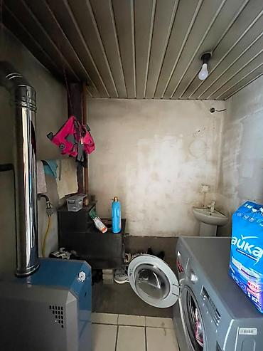 Продажа коттеджей и домов: 4 комнаты, 82 м², 6 соток, Бишкек, Учкун с. Агентство недвижимости — 16