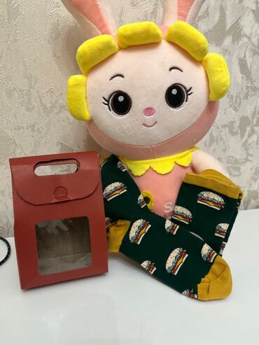 Kolqotkalar, corablar: Corablar hədiyyəlik qutu ilə birgə ✅🧦🎈 Yeni il temali corablar🎁🧦 — 17