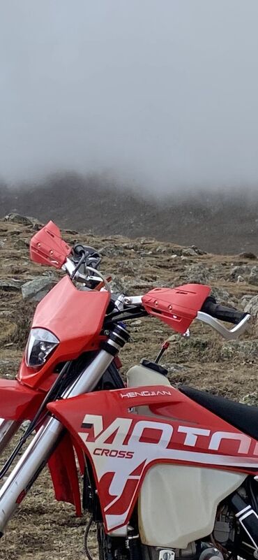мотоциклы горный: Защита рук - веткоотбойник для мотоцикла. Есть в белом и красном цвете
