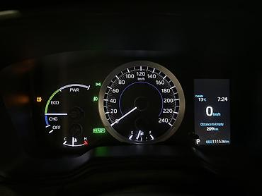 corolla runx: Toyota Corolla: 2020 г., 1.8 л, Вариатор, Гибрид, Седан — 9