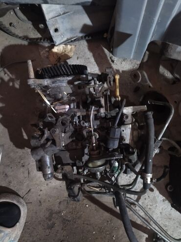 Двигатели, моторы и ГБЦ: Дизельный мотор Mitsubishi 1995 г., 2.8 л, Б/у, Оригинал