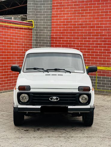 ВАЗ (ЛАДА): ВАЗ (ЛАДА) 4x4 Нива: 2018 г., 1.7 л, Механика, Бензин, Кроссовер