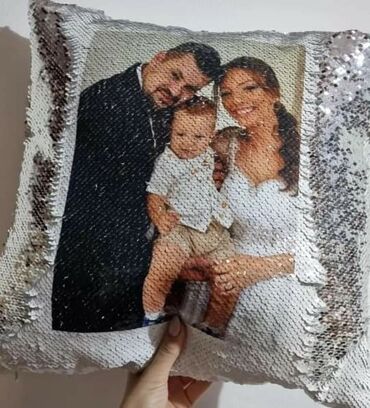 Posteljina: Piši briši jastuk Slika po vašoj želji Cena 2.400 dinara Srebrni — 9