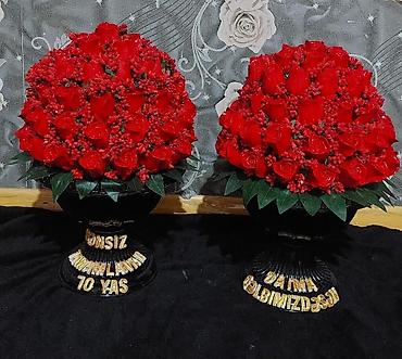 ekil: Məzarüstü dekorativ güllər və kompozisiyalar - Süni güllərdən — 1