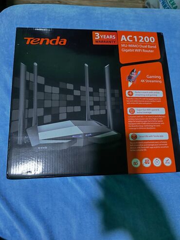 punjači za laptopove: Prodajem Tenda AC1200 dual band router, korišćen manje od mesec dana