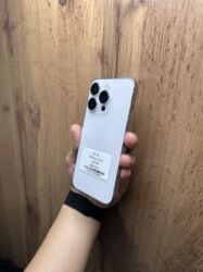 айфон 12 купить в рассрочку: IPhone 14 Pro, Колдонулган, 256 ГБ, Ак, Коргоочу айнек, Каптама, Бөлүп төлөө менен, 85 %