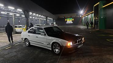 BMW: BMW 525: 1991 г., 3 л, Механика, Седан — 2