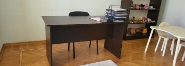Digər ofis mebeli: Ofis və ev mebelləri satılır. heç bir probkemi yoxdur. ünvan 28 may — 11