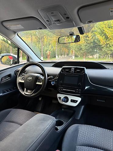 Toyota: Toyota Prius: 2016 г., 1.8 л, Робот, Гибрид, Хэтчбэк — 5