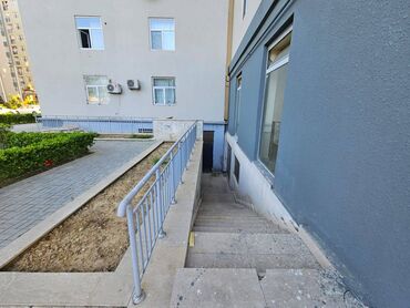 Digər kommersiya daşınmaz əmlakı: Yasamalda 500 m2 olan zirzəmi (podval) icarəyə verilir. Obyektin — 8