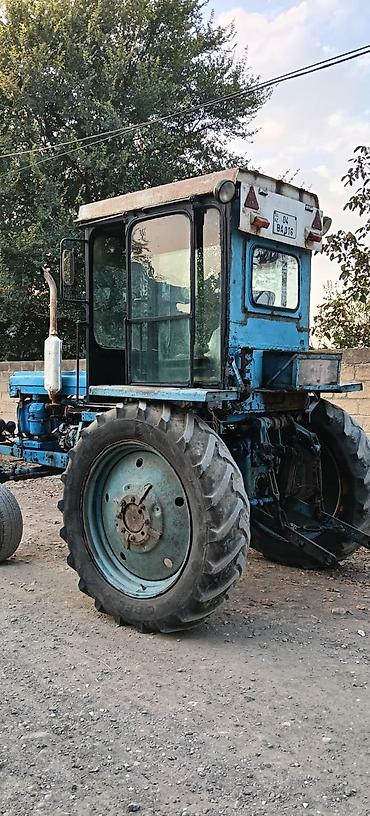 215 75 16 c: Traktor – mavi rəngli, kabinalı, arxa təkərli çəkici - Model tipi — 6