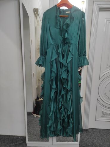 Ziyafət donları: Ziyafət donu, Mini, Bershka, 4XL (EU 48)