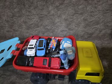 Oyuncaqlar: Uşaq oyuncaqları dəsti – iri plastik dump truck və müxtəlif — 6