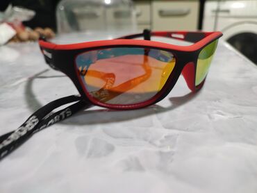 Маски, очки: Солнце защитные очки с поляризационным покрытием.цена 1000 сом