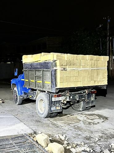 baki sekilleri: Daş karxanasından birbaşa kəsilib yüklənmiş tikinti daşı — 2