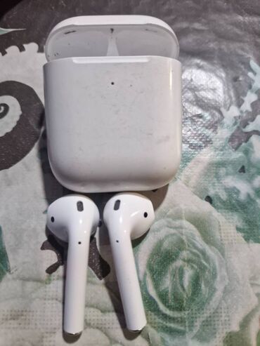 Qulaqlıqlar: Simsiz qulaqlıq Apple AirPods 2 Orginal 10/15 gune yaxin zaryatka