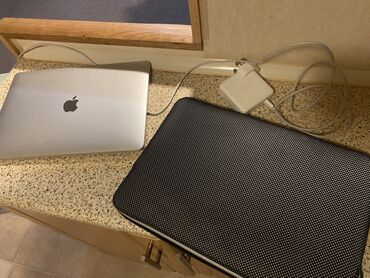 макбук 13 дюймов: Ноутбук, Apple, 8 ГБ ОЗУ, Intel Core i5, 13.3 ", Б/у, Для работы, учебы, память SSD