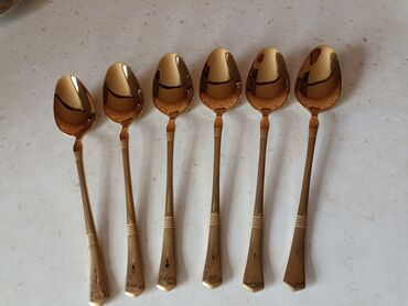 Коллекционные ложки: 6 eded qızılı xörek qaşiği satılır. İşlenmeyib, tezedir