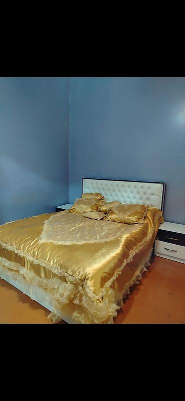 Yataq otağı dəstləri: Yataq otağı mebel dəsti - Geniş sürgülü qapılı şkaf: ağ rəngdə, ön — 6