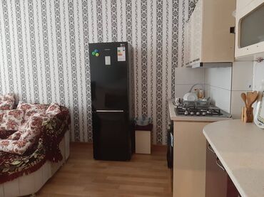 Uzunmüddətli kirayə mənzillər: Mənzil kirayə verilir. 2 otaq. İçərişəhər metrosuna, Tarqovuya piyada — 7