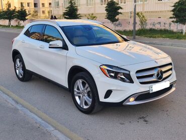 Mercedes-Benz GLA-class: 2 л | 2015 г. Кроссовер