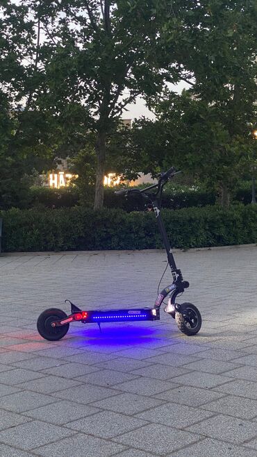 купить трюковой самокат в бишкеке: Wingz Phoenix 1000w güc 65 km/s sürət 50 km gediş məsafəsi Təcili