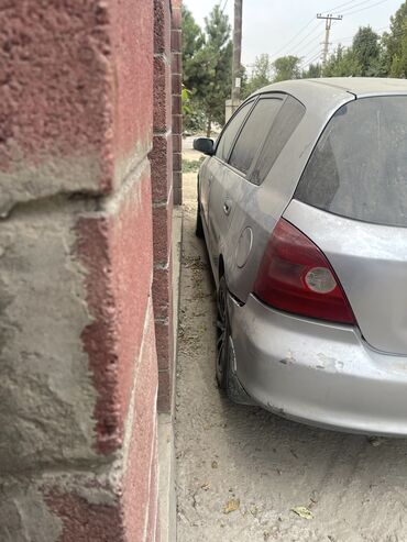 коробка на цивик: Honda Civic: 2001 г., 1.5 л, Автомат, Бензин, Седан