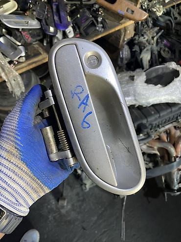 Наружная дверная ручка для автомобиля Honda (серебристая). Тип