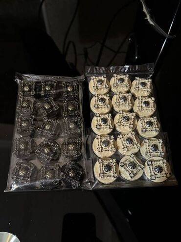 Heykəlciklər: Heykəlcik, 2025 il, Ödənişli çatdırılma — 3