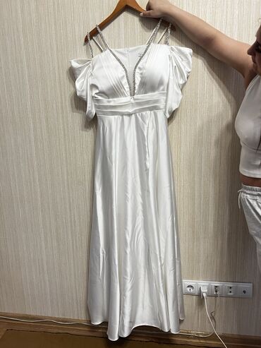 Женская одежда: Вечернее платье, Макси, 2XL (EU 44)
