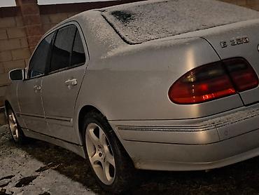Mercedes-Benz: Mercedes-Benz E-Class: 2000 г., 3.2 л, Автомат, Газ, Седан — 5