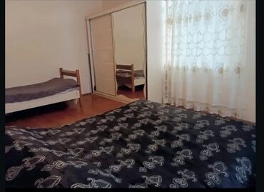 Uzunmüddətli kirayə evlər: Evdə hər bir şərait mövcuddur. 7 nəfərlik geniş evdir. Səliqəli — 7