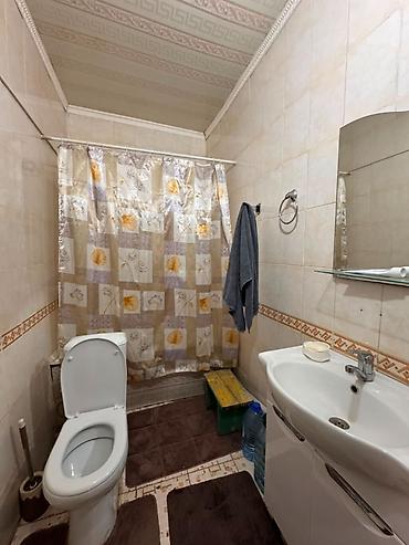 Продажа коттеджей и домов: 💎СРОЧНО ПРОДАЕТСЯ ДОМ 🏢Комнат: 4 🏘️Район: Баха-Магистраль 📊Состояние — 12