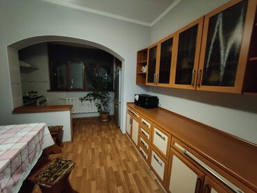 аренда под следующим выкупом рассрочка: 2 бөлмө, Менчик ээси, Чогуу жашоосу жок, Толугу менен эмереги бар