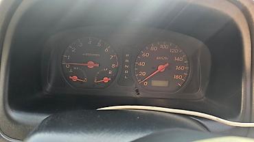 Honda: Honda Logo: 2000 г., Хэтчбэк — 9