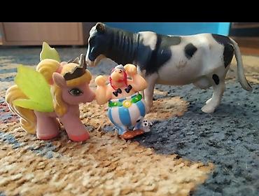 Ostale dečije stvari: Odeča nova dve majice za dečake, prelepa obuća sandale i čizmice za — 17