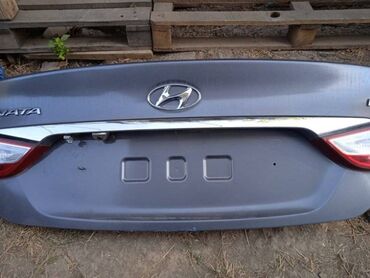 Другие автозапчасти: Молдинг крышки багажника Hyundai Sonata YF L4KA 2.0 (б/у)