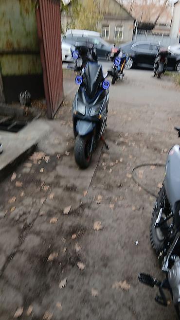 Скутер Smart Moto MXR (надпись на пластике) — городской максискутер с at lalafo.kg Скутер Smart Moto MXR (надпись на пластике) — городской максискутер с