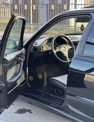 BMW: BMW 5 series: 1994 г., 2.5 л, Механика, Бензин, Седан — 10