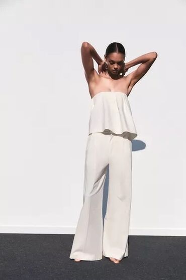 спортивный костюм размер 42: Костюм от zara,надела один раз
