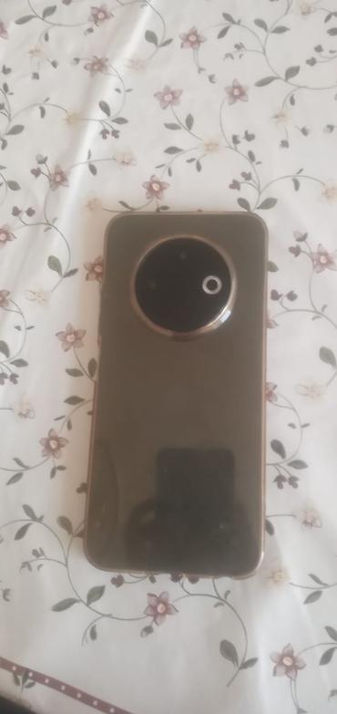 tekno spark: Telefon. idiyal veziyyetdedi heç bir problemi yoxdur adaptırı üsdündə — 2