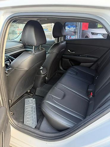 byd da tang: Hyundai Elantra: 2020 г., 1.6 л, Бензин, Седан — 2