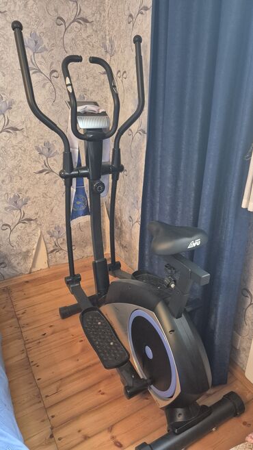 беговая дорожка в кредит: Velotrenajor "Volksgym"