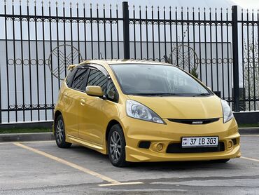 Honda: Honda Fit: 2008 г., 1.5 л, Вариатор, Бензин, Хэтчбэк