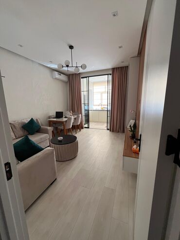 Uzunmüddətli kirayə mənzillər: Müasir dizaynda tam mebel və texnika ilə təchiz olunmuş 2 otaqlı — 13