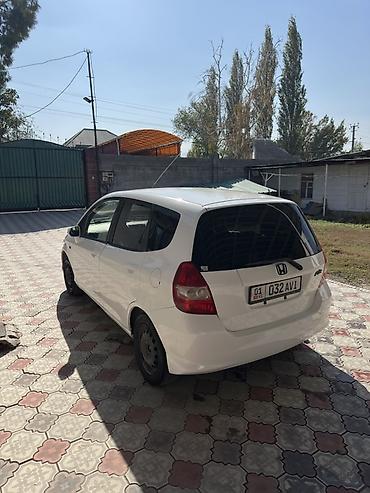 lexus 350h: Honda Fit: 2003 г., 1.3 л, Автомат, Бензин, Хэтчбэк — 5