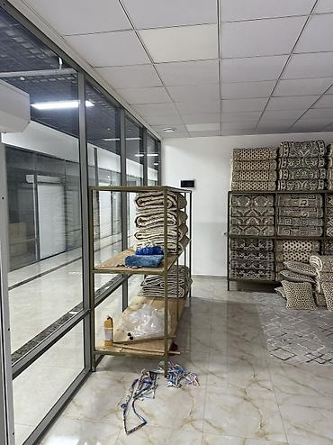 азия молл: Продажа бутиков В торговом центре, 57 м², 1 этаж — 4
